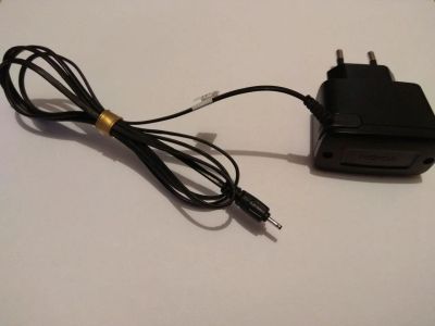Лот: 11057796. Фото: 1. Зарядка для Nokia оригинал (тонкая... Зарядные устройства, блоки питания, адаптеры сетевые для смартфонов