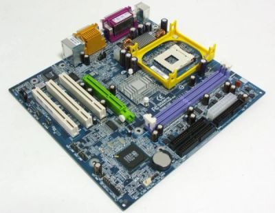 Лот: 3569151. Фото: 1. Материнская плата Gigabyte 8S661FXM-RZ... Материнские платы