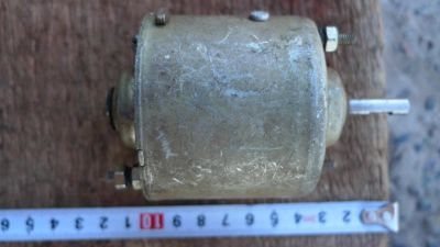 Лот: 6015505. Фото: 1. Рабочий электродвигатель двигатель... Двигатель и элементы двигателя