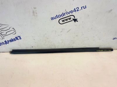 Лот: 22716779. Фото: 1. уплотнитель стекла внешний Citroen... Другое (автозапчасти)