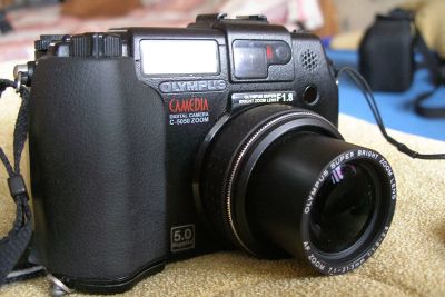 Лот: 13397521. Фото: 1. Olympus Camedia C-5050 ZOOM. Цифровые компактные