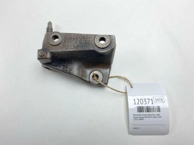 Лот: 25719574. Фото: 1. Кронштейн опоры двигателя Toyota... Двигатель и элементы двигателя