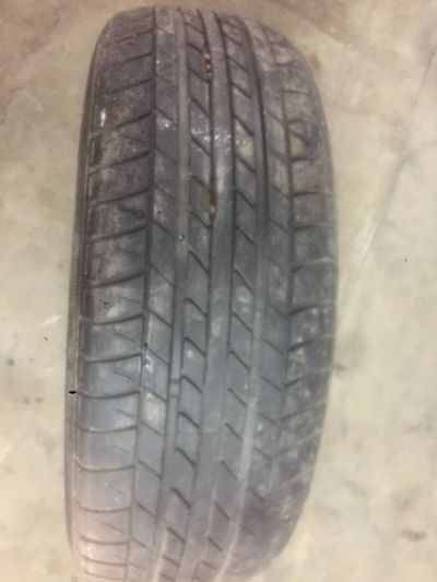 Лот: 15865490. Фото: 1. Bridgestone 195.55.15. Шины