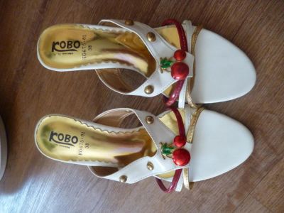 Лот: 7586593. Фото: 1. Босоножки (сандали, шлепки,) для... Босоножки
