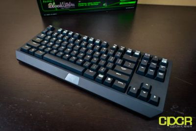 Лот: 9624878. Фото: 1. Обменяю Razer BlackWidow TE и... Гитарные эффекты и комбоусилители