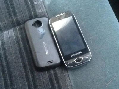 Лот: 2418005. Фото: 1. Samsung GT-S5560. Кнопочные мобильные телефоны