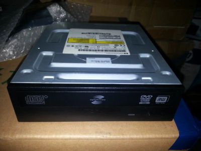 Лот: 9204703. Фото: 1. TS-H653R/HPDH 20x DVD±RW DL SATA... Приводы CD, DVD, BR, FDD