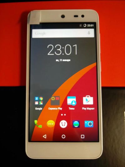 Лот: 6930212. Фото: 1. Wileyfox Swift white. Смартфоны