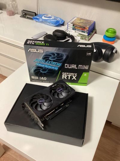 Лот: 25623957. Фото: 1. Видео карта Asus dual mini RTX... Видеокарты