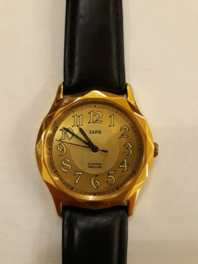 Лот: 12849558. Фото: 1. Часы "Заря" 21камень,позолота. Оригинальные наручные часы