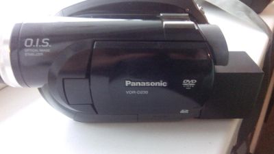 Лот: 10623637. Фото: 1. видеокамера panasonic vdr d230. Видеокамеры