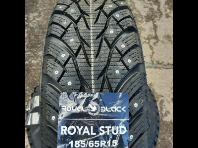 Лот: 23535886. Фото: 1. Зимняя резина 185/65 R-15 "Royal... Шины