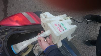 Лот: 12151652. Фото: 1. Бачок омывателя nissan primera... Другое (автозапчасти)