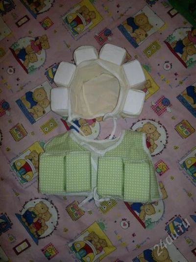Лот: 3622362. Фото: 1. шапочка и жилет для купания (в... Головные уборы