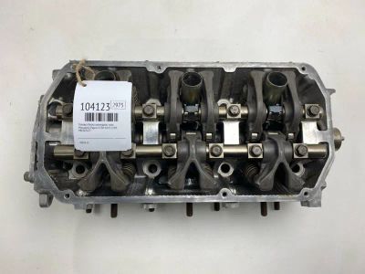 Лот: 24956617. Фото: 1. Головка блока цилиндров Mitsubishi... Двигатель и элементы двигателя