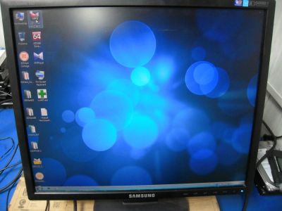 Лот: 6345915. Фото: 1. ЖК монитор Samsung SyncMaster... ЖК-мониторы