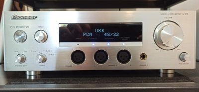 Лот: 25360547. Фото: 1. Pioneer U-05 USB DAC ЦАП усилитель... Усилители, эквалайзеры