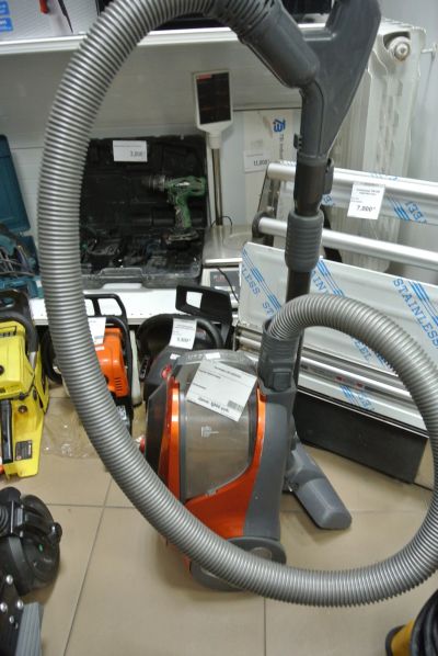 Лот: 19071270. Фото: 1. Пылесос LG Kompressor VC 53201. Пылесосы, паровые швабры