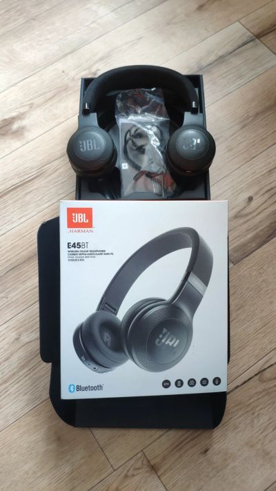 Лот: 17157244. Фото: 1. JBL E45BT беспроводные блютуз... Наушники, гарнитуры