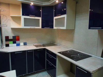 Лот: 2612808. Фото: 1. Яркая кухня!. Кухонные гарнитуры