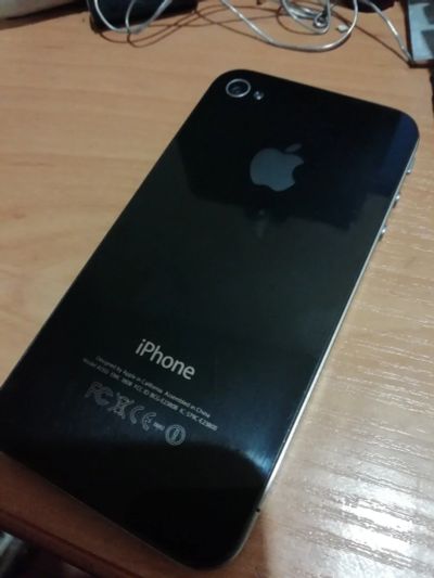 Лот: 12738407. Фото: 1. iphone 4. Смартфоны