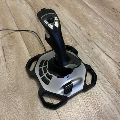 Лот: 18120428. Фото: 1. Джойстик Logitech Extreme 3D Pro. Рули, джойстики