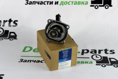 Лот: 16057298. Фото: 1. Термостат в сборе chevrolet cruze... Двигатель и элементы двигателя