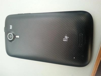 Лот: 2965811. Фото: 1. Fly IQ451 Quattro Vista. Практически... Смартфоны