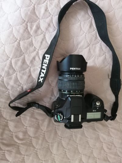 Лот: 23522486. Фото: 1. Зеркальный фотоаппарат Pentax... Цифровые зеркальные