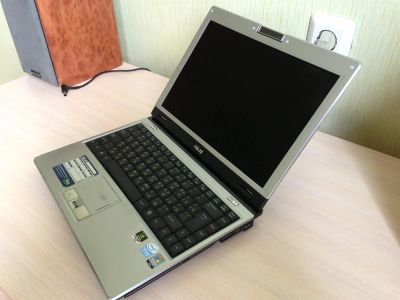 Лот: 3076926. Фото: 1. Ноутбук ASUS Z37SP (Core 2 Duo... Ноутбуки