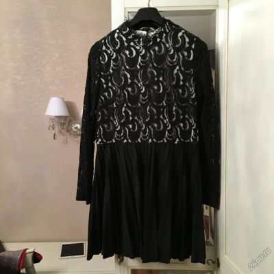 Лот: 5914495. Фото: 1. Платье с плиссированной юбкой. Платья