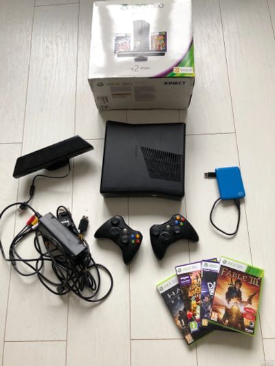 Лот: 14730030. Фото: 1. XBox 360 + Kinect. Игровые приставки, консоли