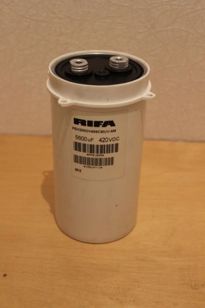 Лот: 3763737. Фото: 1. Конденсатор 5600mF 420V Rifa. Конденсаторы