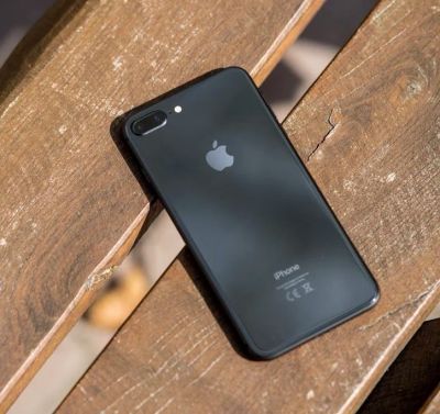 Лот: 15593937. Фото: 1. iPhone 8 Plus 64 Gb. Смартфоны