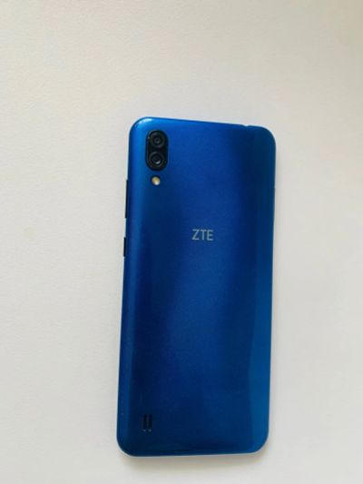 Лот: 19218945. Фото: 1. Zte a5 2020. Смартфоны