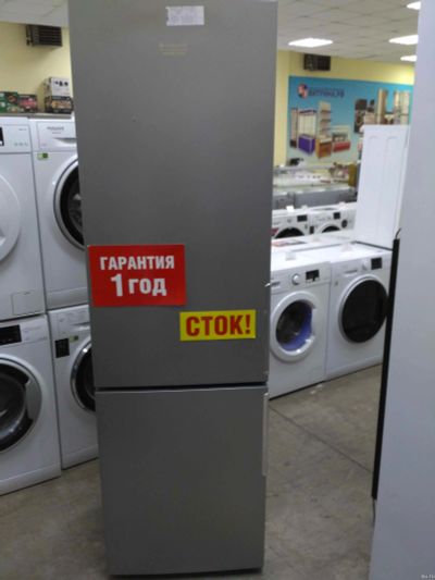 Лот: 14229047. Фото: 1. Холодильник hotpoint-ariston hf... Холодильники, морозильные камеры