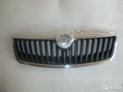 Лот: 4968652. Фото: 1. Решетка skoda octavia 3 (08-13... Кузов
