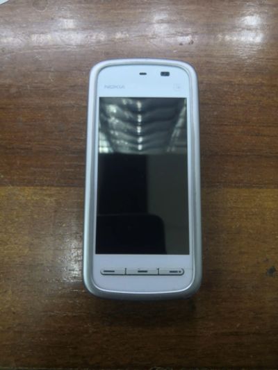 Лот: 18727240. Фото: 1. Nokia 5228 RM-625 BL-5J хрипят... Кнопочные мобильные телефоны