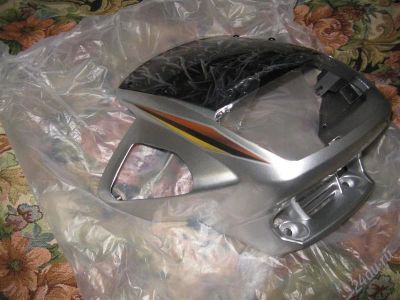 Лот: 2299553. Фото: 1. Обтекатель Yamaha YBR 125 Серебристый. Запчасти