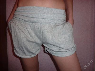Лот: 811344. Фото: 1. Удобные шортики Adidas. Другое (спортивная одежда)