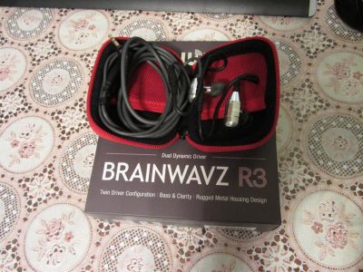 Лот: 3578493. Фото: 1. Наушники Brainwavz R3. Наушники, гарнитуры