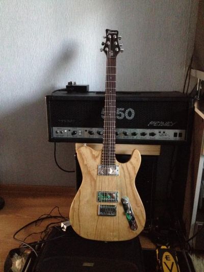 Лот: 4841637. Фото: 1. Framus Renegade Pro (honey violin... Гитары