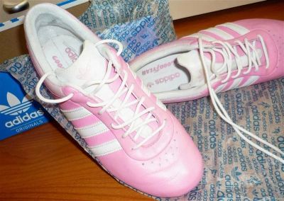 Лот: 489504. Фото: 1. Кожаные кроссовки Adidas Оригинал... Кеды, кроссовки, слипоны