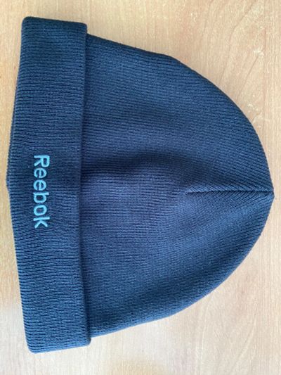 Лот: 15272390. Фото: 1. Продам шапку Reebok. Головные уборы