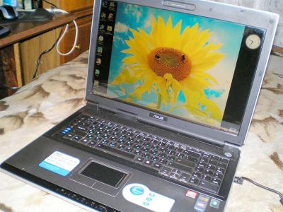Лот: 11545978. Фото: 1. Asus A7U 2х-ядерный, тянет онлайн-видео... Ноутбуки