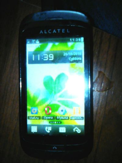 Лот: 8458082. Фото: 1. Alcatel one touch 818. Кнопочные мобильные телефоны