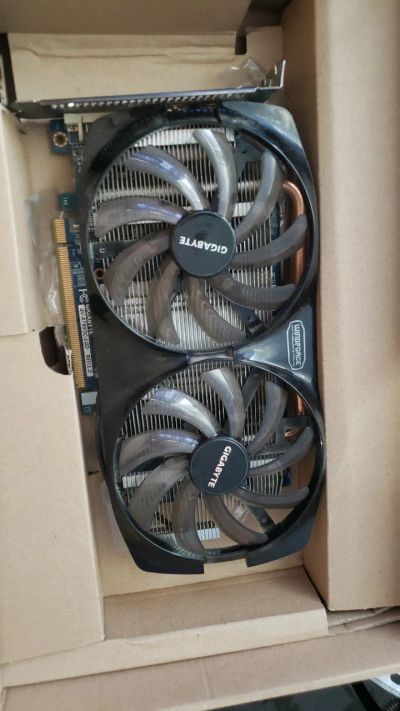 Лот: 16366502. Фото: 1. видеокарта AMD Radeon HD 7850... Видеокарты