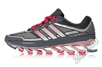 Лот: 5865239. Фото: 1. Женские кроссовки Adidas springblade... Кеды, кроссовки, слипоны
