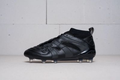Лот: 11618071. Фото: 1. Футбольная обувь Adidas Predator... Кеды, кроссовки, слипоны