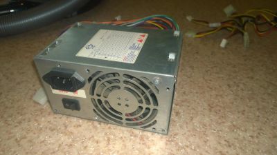 Лот: 4187652. Фото: 1. Старый блок питания на 230 ватт... Корпуса, блоки питания